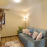 La Maison Du Bonheur Lillaz *
