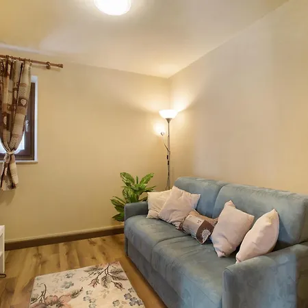 La Maison Du Bonheur Lillaz *