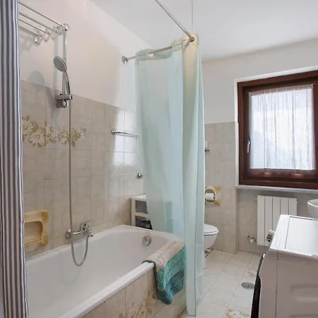 Apartment La Maison Du Bonheur Lillaz